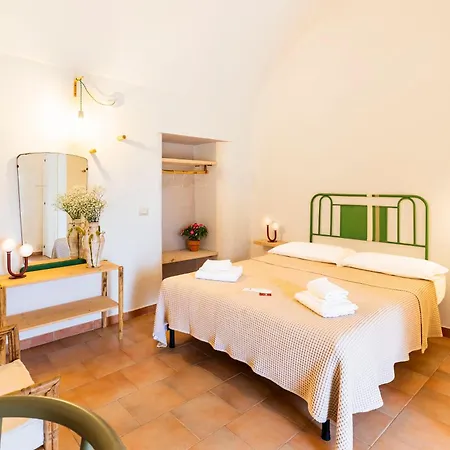 Bed & Breakfast Tenuta Doxi 3*